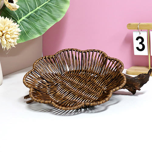 LN040 Wrought Iron Lace Round Plum Blossom Basket