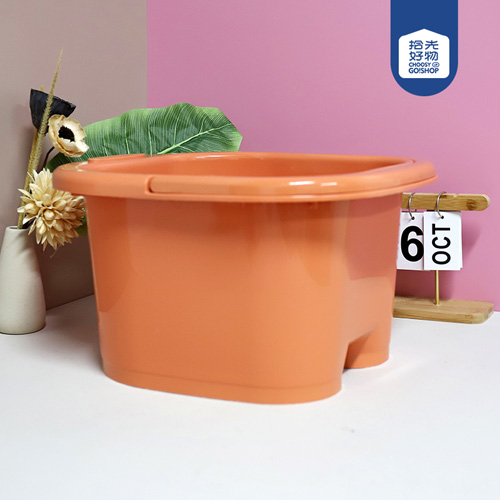 110 Six-wheel Foot Bucket