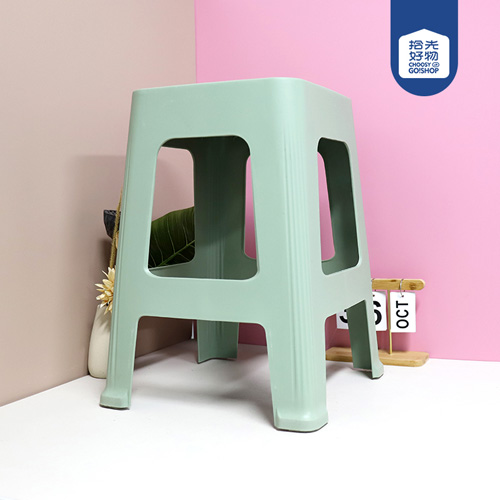 5811 Stool